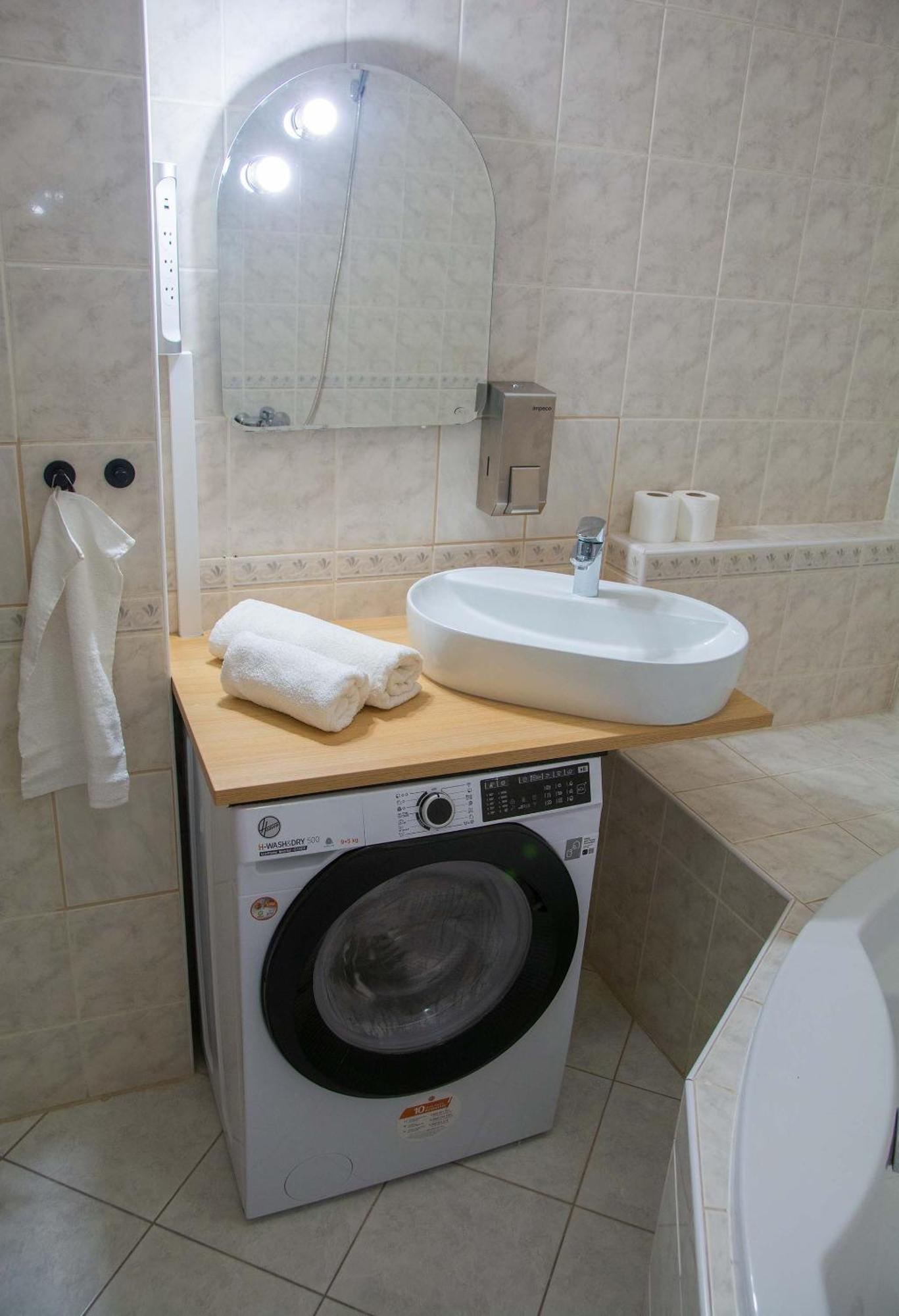 City Centre Apartment With Parking 布拉格 外观 照片
